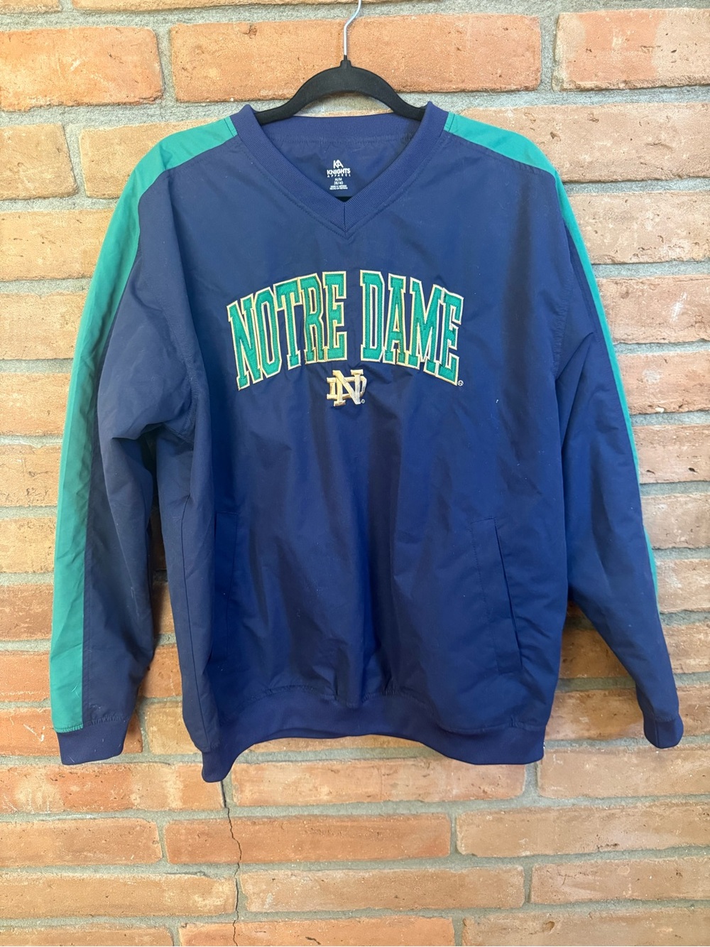 Notre Dame V-Neck Pullover windbreaker